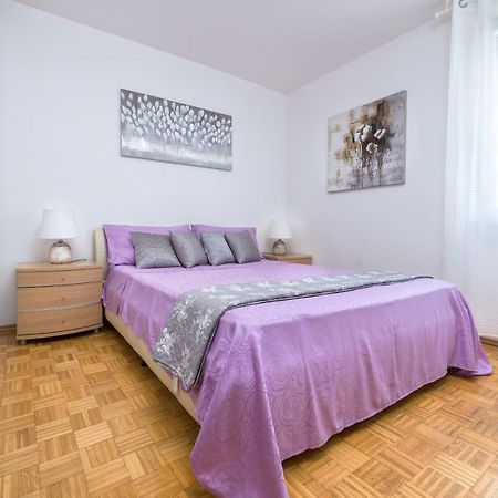 Apartment Kristina, Comfortable And Close To The Center Split Buitenkant foto
