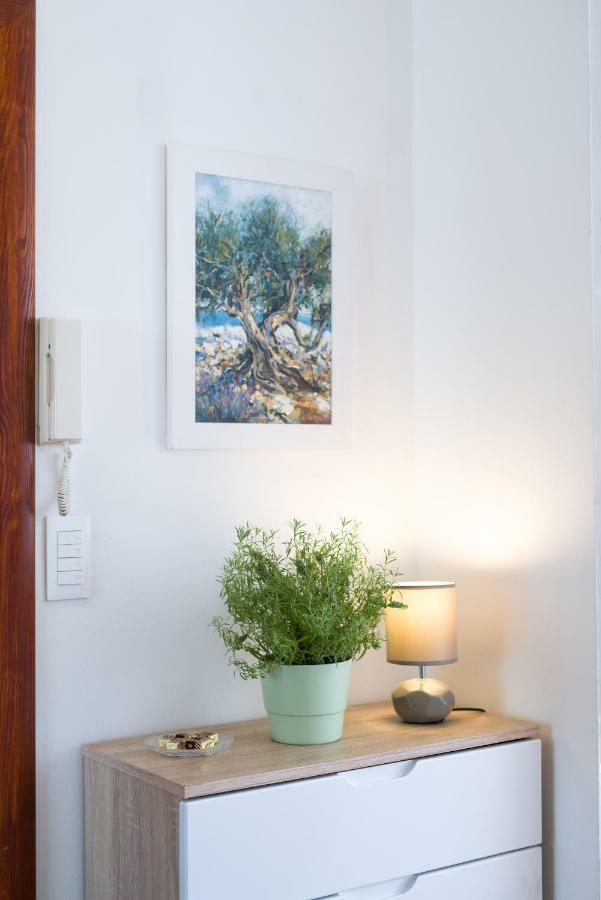 Apartment Kristina, Comfortable And Close To The Center Split Buitenkant foto